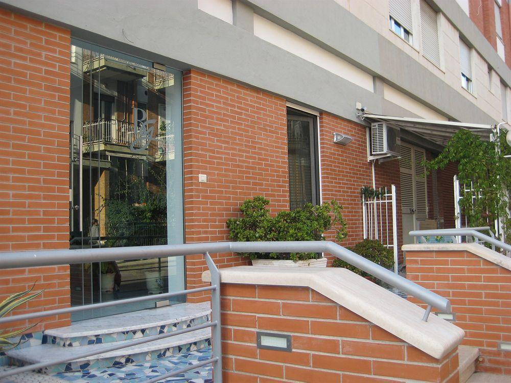 Bed and Breakfast Rock Garden Geata Exterior foto